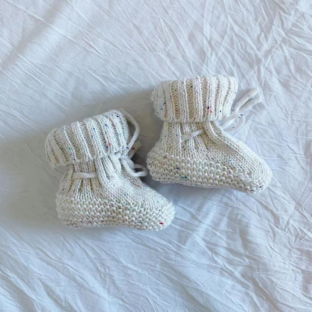 Chaussette en tricot pour bébé,
