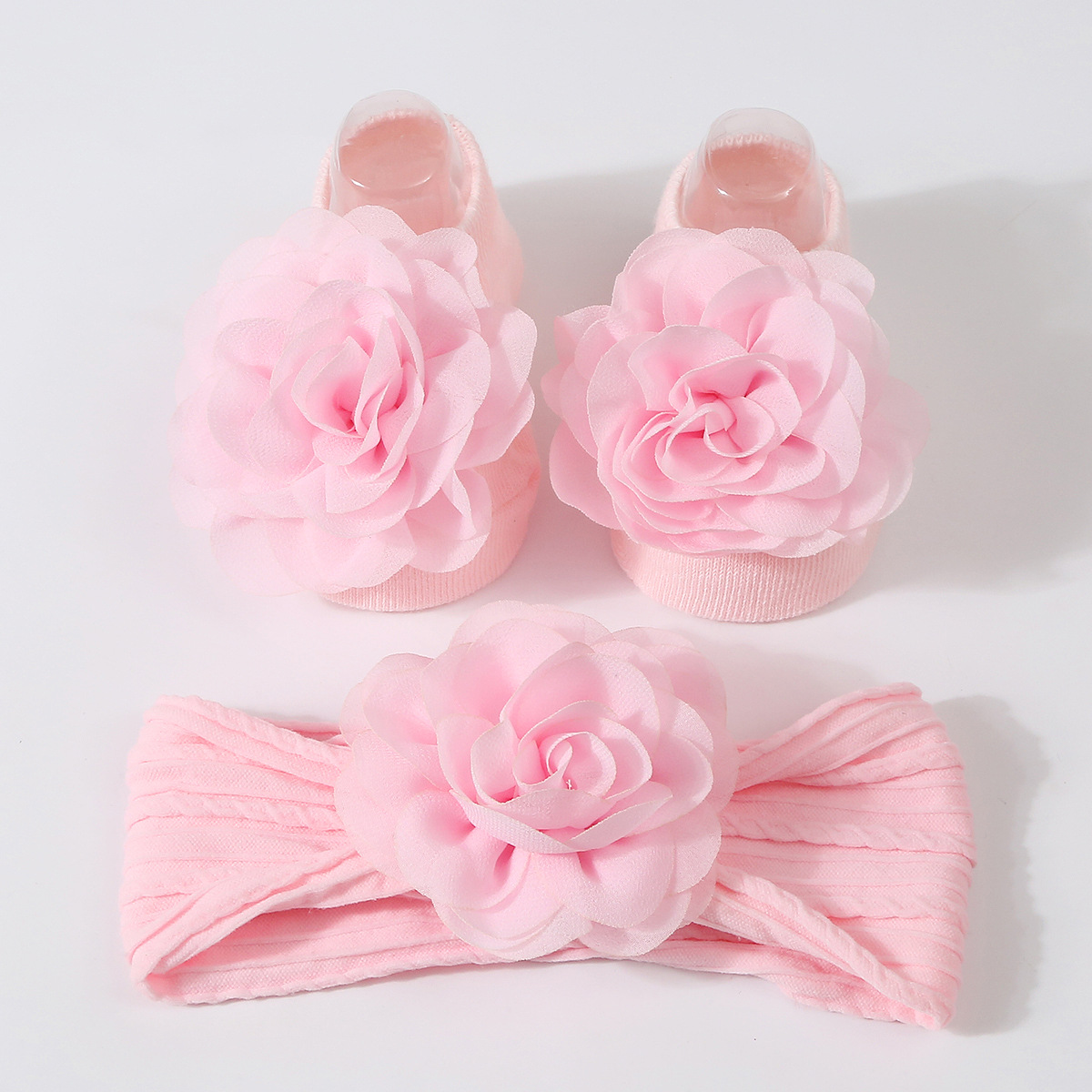 Chaussettes et bandeau en fleure  pour bébé fille