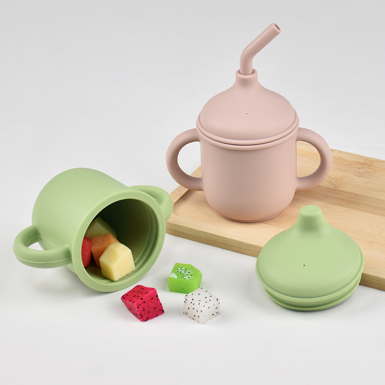 Gobelet d'apprentissage pour enfants