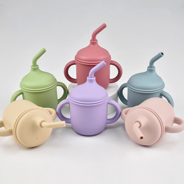 Gobelet d'apprentissage pour enfants