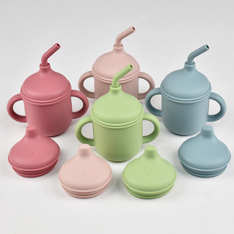 Gobelet d'apprentissage pour enfants